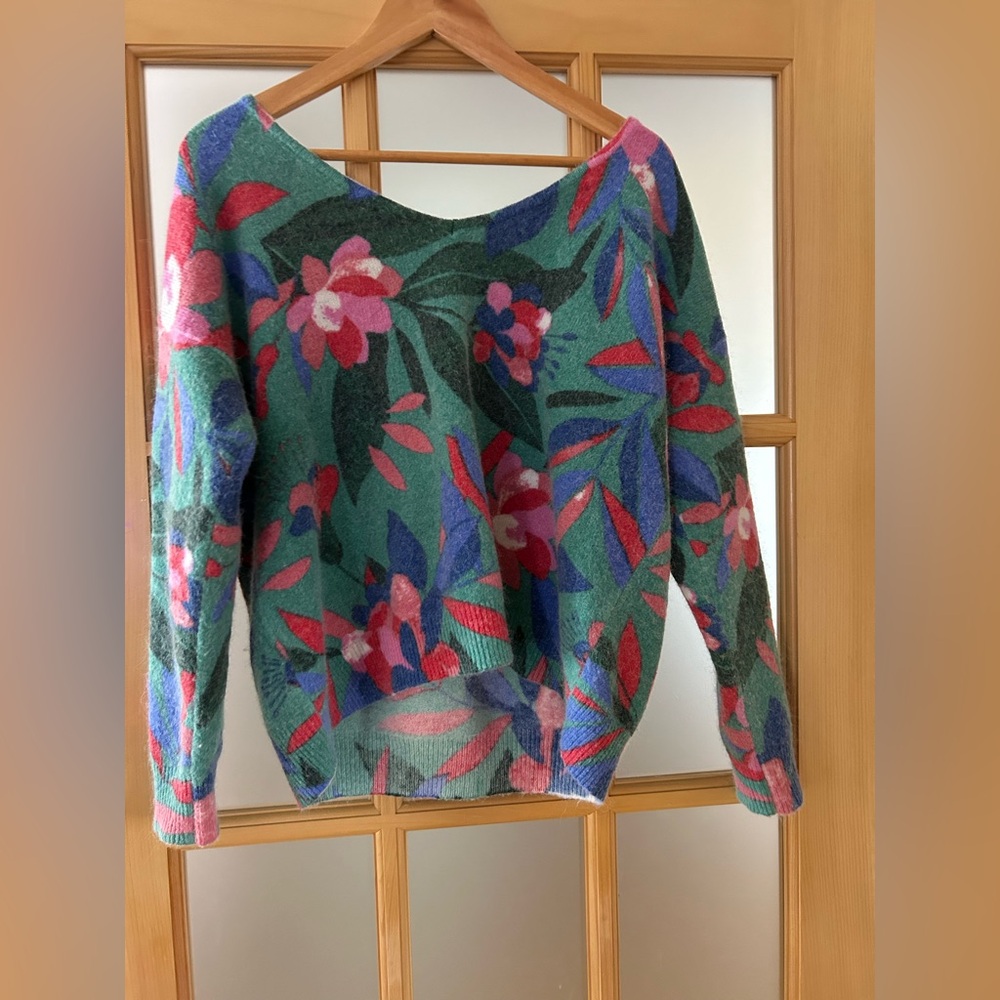 Grace and Mila Floral Alpaca Blend Sweater - Picture 3 of 12